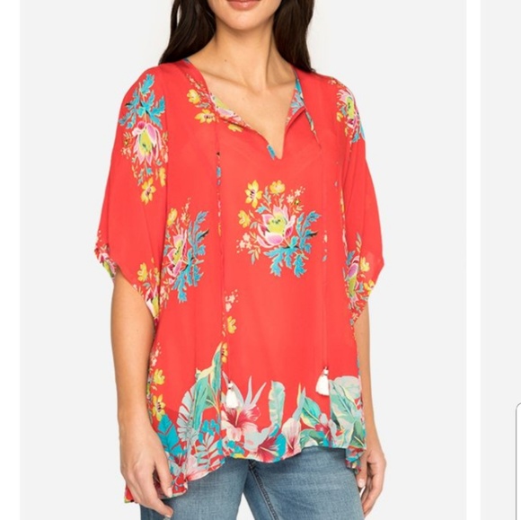 Johnny was PEONIES TOP - Picture 5 of 8